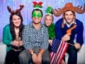 7268_Orrick_Holiday_Booth_0046